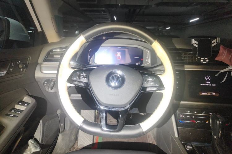 Used Volkswagen Lamando 2021 Revised Version 280TSI DSG Comfort Edition Steering Wheel