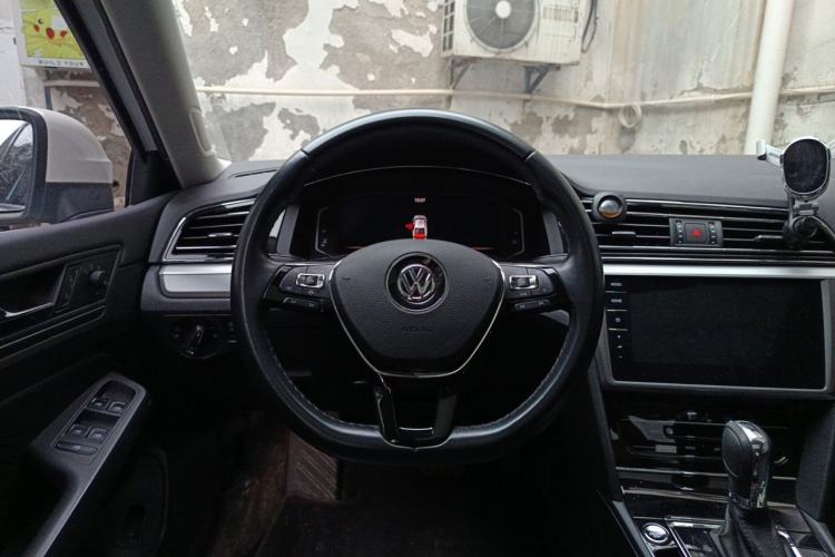 Used Volkswagen Lamando 2021 280TSI DSG Comfort Edition Steering Wheel