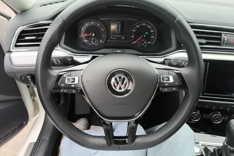 Used Volkswagen Lamando 2021 280TSI DSG Comfort Edition Steering Wheel