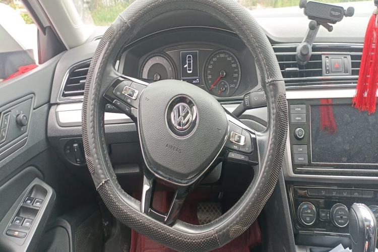 Used Volkswagen Lamando 2021 280TSI DSG Comfort Edition Steering Wheel