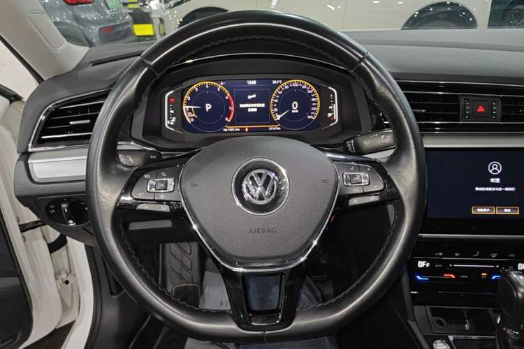 Used Volkswagen Lamando 2021 Revised Version 280TSI DSG Comfort Edition Steering Wheel