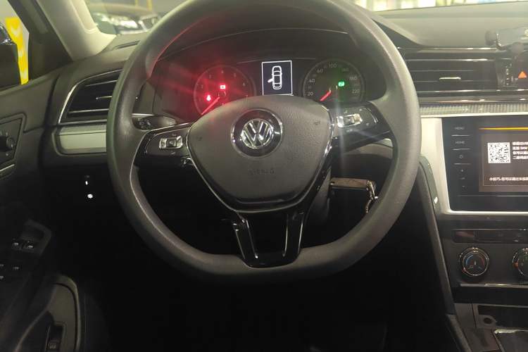 Used Volkswagen Lamando 2021 230TSI DSG Fashion Edition Steering Wheel