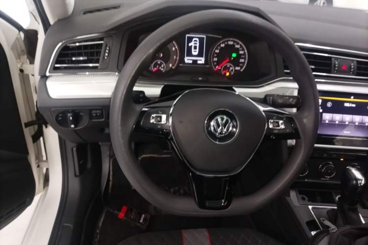 Used Volkswagen Lamando 2021 230TSI DSG Fashion Edition Steering Wheel