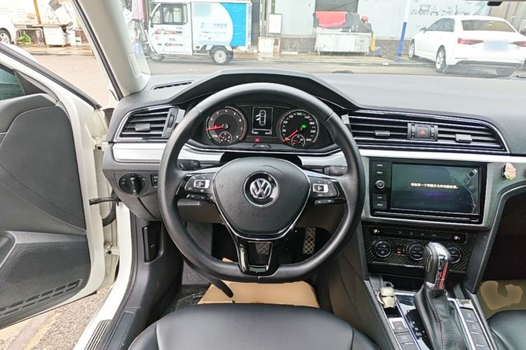 Used Volkswagen Lamando 2021 280TSI DSG Comfort Edition Steering Wheel