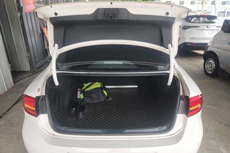 Used Volkswagen Lamando 2021 230TSI DSG Fashion Edition Trunk