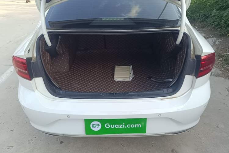 Used Volkswagen Lamando 2021 230TSI DSG Fashion Edition Trunk