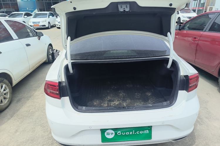 Used Volkswagen Lamando 2021 230TSI DSG Fashion Edition Trunk