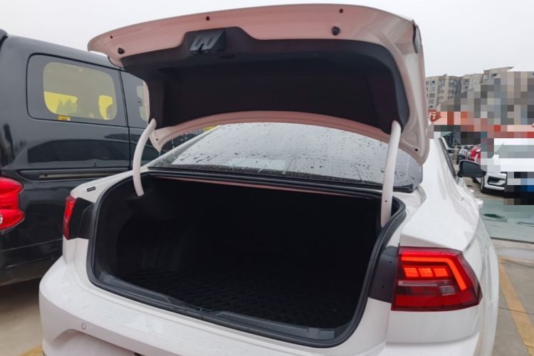 Used Volkswagen Lamando 2021 230TSI DSG Fashion Edition Trunk