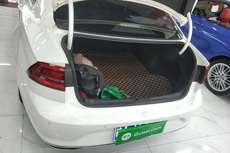 Used Volkswagen Lamando 2021 230TSI DSG Fashion Edition Trunk