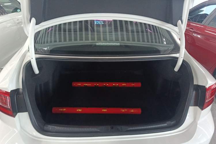 Used Volkswagen Lamando 2021 230TSI DSG Fashion Edition Trunk