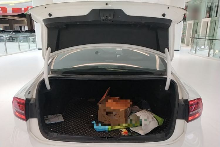 Used Volkswagen Lamando 2021 230TSI DSG Fashion Edition Trunk