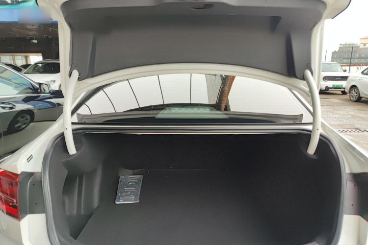 Used Volkswagen Lamando 2021 230TSI DSG Fashion Edition Trunk