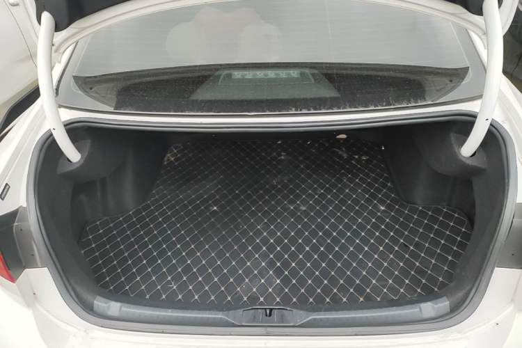 Used Volkswagen Lamando 2021 280TSI DSG Luxury Phantom Edition Trunk