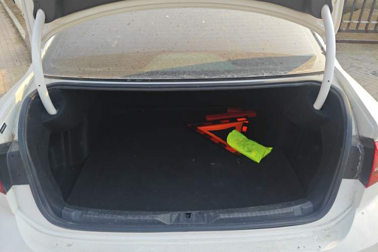 Used Volkswagen Lamando 2021 230TSI DSG Fashion Edition Trunk