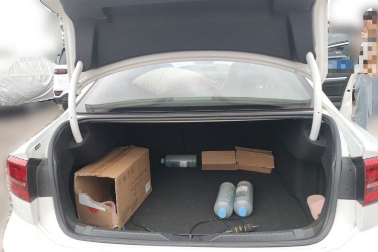 Used Volkswagen Lamando 2021 280TSI DSG Comfort Edition Trunk