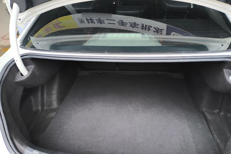 Used Volkswagen Lamando 2021 280TSI DSG Comfort Edition Trunk