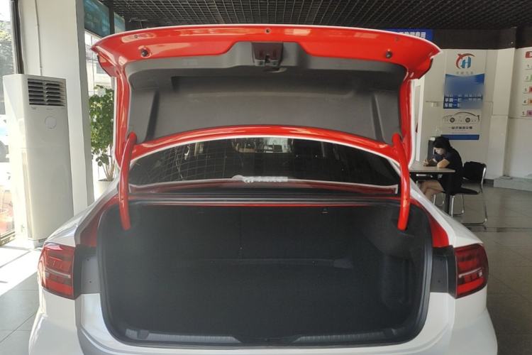 Used Volkswagen Lamando 2021 230TSI DSG Fashion Edition Trunk