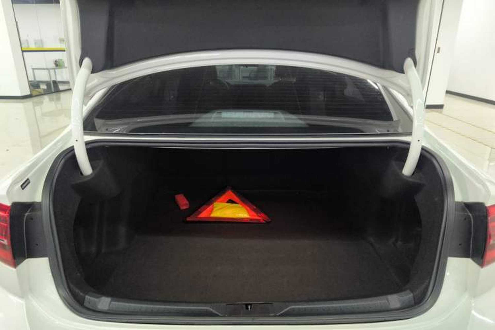 Used Volkswagen Lamando 2021 230TSI DSG Fashion Edition Trunk