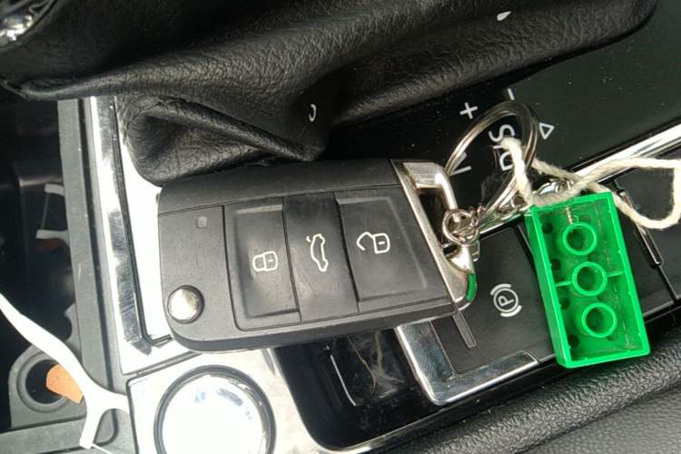 Used Volkswagen Lamando 2021 280TSI DSG Comfort Edition Vehicle Key