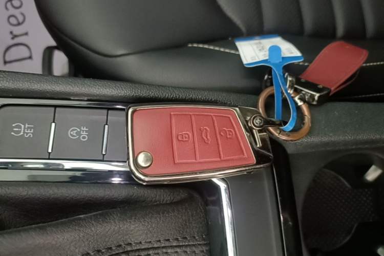 Used Volkswagen Lamando 2021 280TSI DSG Comfort Edition Vehicle Key