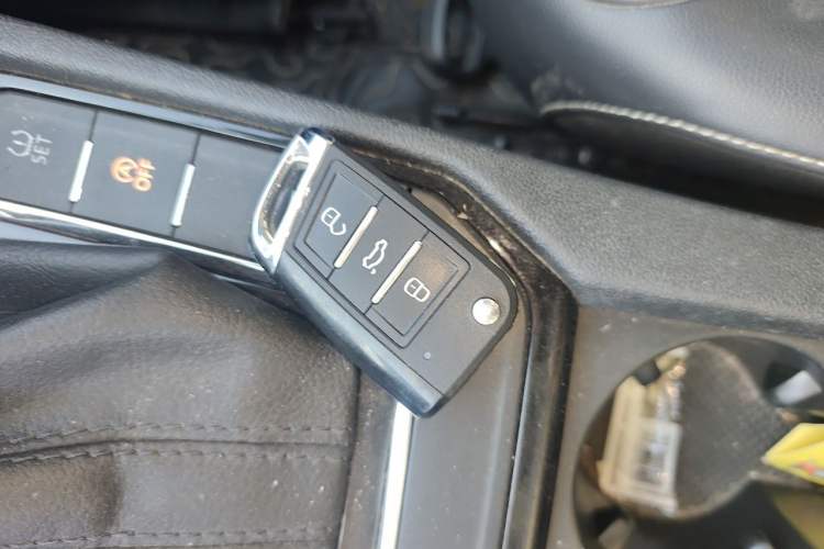 Used Volkswagen Lamando 2021 280TSI DSG Comfort Edition Vehicle Key