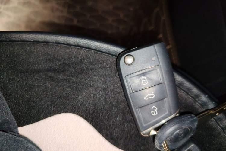 Used Volkswagen Lamando 2021 280TSI DSG Comfort Edition Vehicle Key