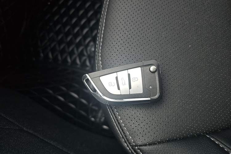 Used Volkswagen Lamando 2021 230TSI DSG Fashion Edition Vehicle Key