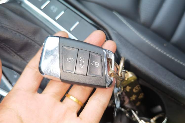 Used Volkswagen Lamando 2021 280TSI DSG Comfort Edition Vehicle Key
