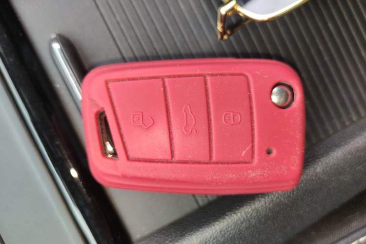 Used Volkswagen Lamando 2021 280TSI DSG Comfort Edition Vehicle Key