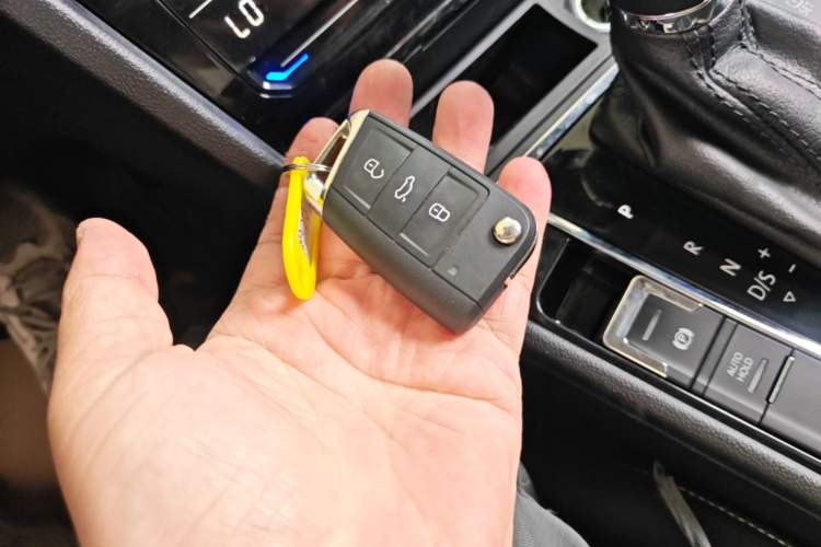 Used Volkswagen Lamando 2021 280TSI DSG Comfort Edition Vehicle Key