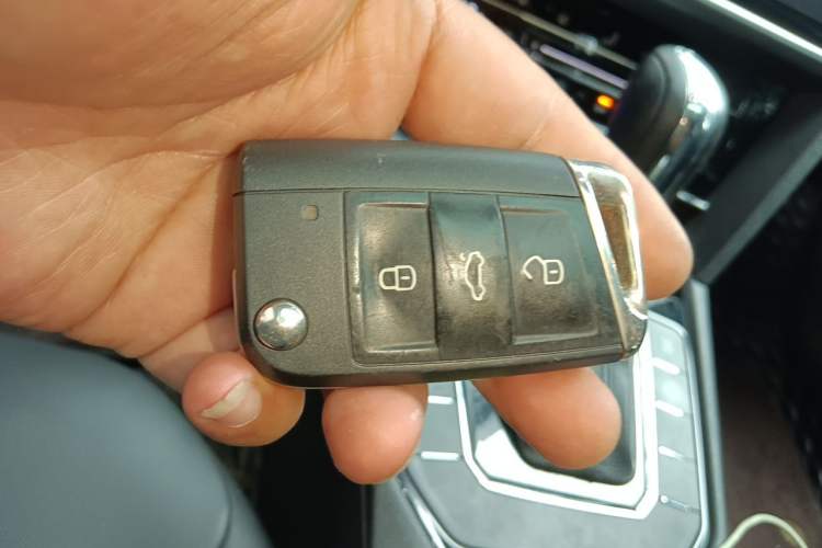 Used Volkswagen Lamando 2021 280TSI DSG Comfort Edition Vehicle Key