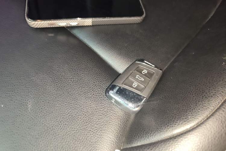 Used Volkswagen Lamando 2021 230TSI DSG Fashion Edition Vehicle Key