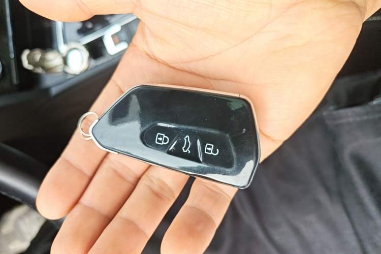Used Volkswagen Lamando 2021 280TSI DSG Comfort Edition Vehicle Key