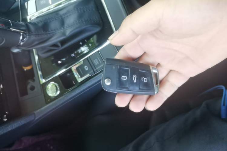 Used Volkswagen Lamando 2021 280TSI DSG Comfort Edition Vehicle Key