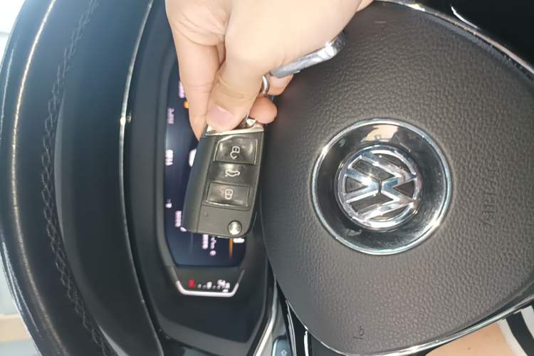 Used Volkswagen Lamando 2021 280TSI DSG Comfort Edition Vehicle Key