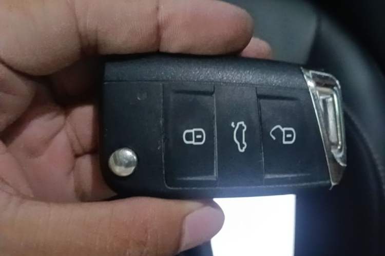 Used Volkswagen Lamando 2021 280TSI DSG Comfort Edition Vehicle Key