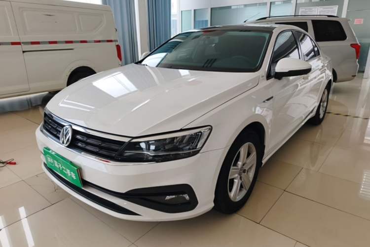 Used Volkswagen Lamando 2021 230TSI DSG Fashion Edition Guazi used car, China used car export, Used car for sale, Used  cars, Cheapest cars for sale