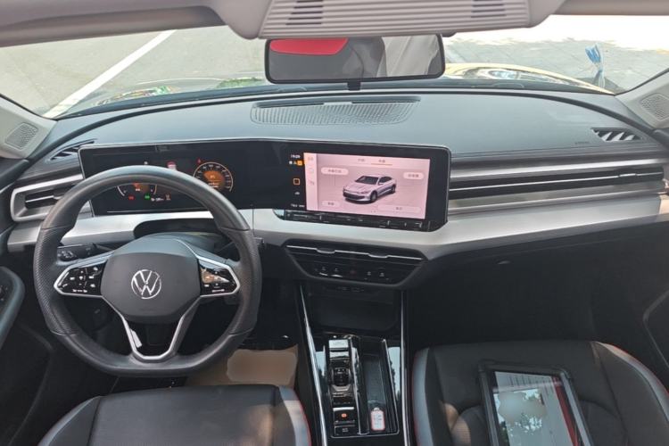 Used Volkswagen Lamando 2022 Lavida L 280TSI DSG Cool & Spicy Edition Center Console
