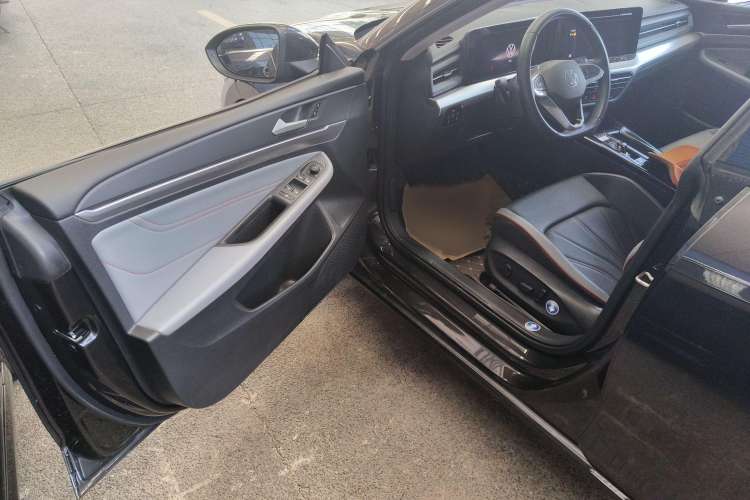 Used Volkswagen Lamando 2022 Lingdu L 280TSI DSG Spicy Edition Driver Seat