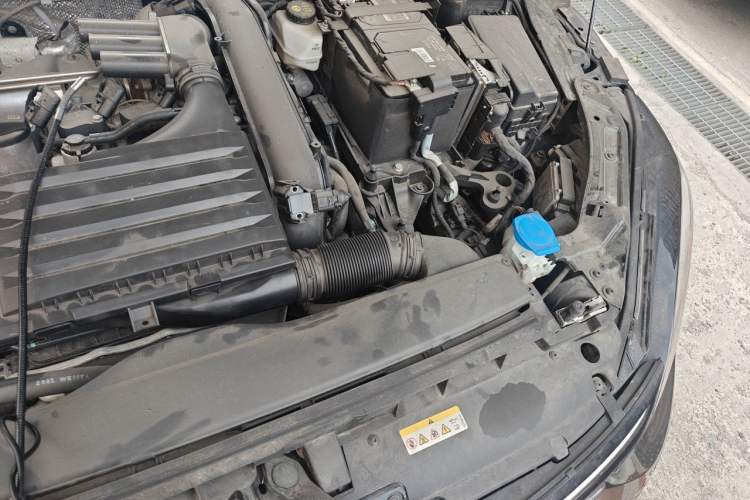 Used Volkswagen Lamando 2022 Lavida L 280TSI DSG Cool & Spicy Edition Engine Bay Left