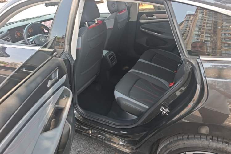 Used Volkswagen Lamando 2022 Lavida L 280TSI DSG Cool & Spicy Edition Left Rear Seat