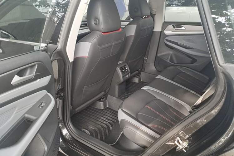 Used Volkswagen Lamando 2022 Lavida L 280TSI DSG Cool & Spicy Edition Left Rear Seat