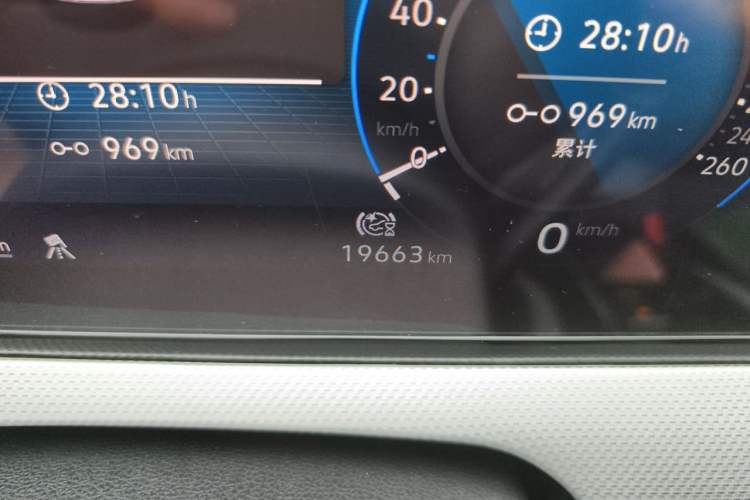 Used Volkswagen Lamando 2022 Lavida L 280TSI DSG Cool & Spicy Edition Odometer Close Up