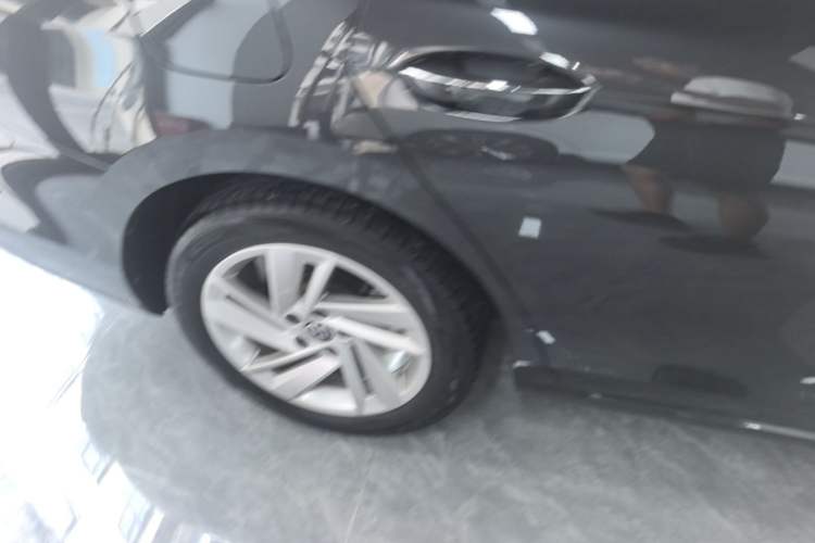 Used Volkswagen Lamando 2022 Lingdu L 280TSI DSG Spicy Edition Right Rear Wheel Hub