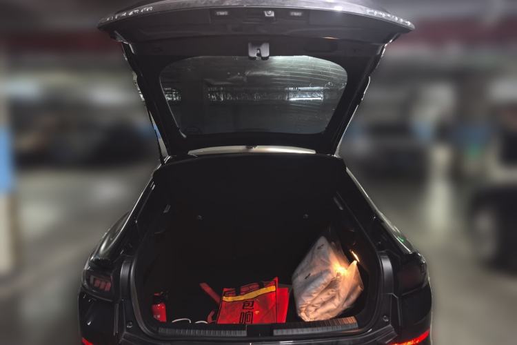 Used Volkswagen Lamando 2022 Lingdu L 280TSI DSG Spicy Edition Trunk
