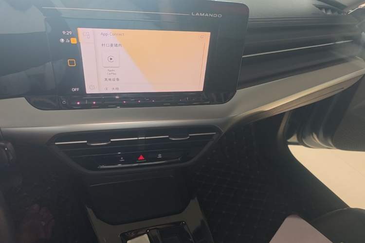 Used Volkswagen Lamando 2022 Lingdu L 280TSI DSG Spicy Edition Audio And AC Panel