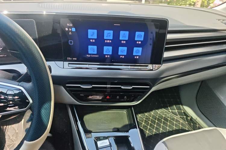 Used Volkswagen Lamando 2022 Lavida L 280TSI DSG Cool & Spicy Edition Audio And AC Panel