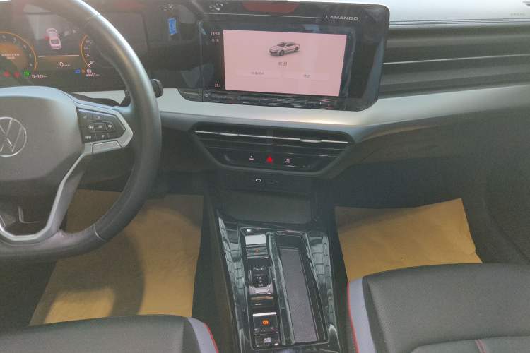 Used Volkswagen Lamando 2022 Lingdu L 280TSI DSG Spicy Edition Audio And AC Panel