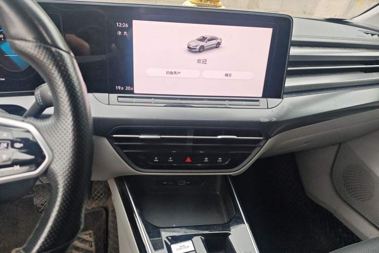 Used Volkswagen Lamando 2022 Lavida L 280TSI DSG Cool & Spicy Edition Audio And AC Panel
