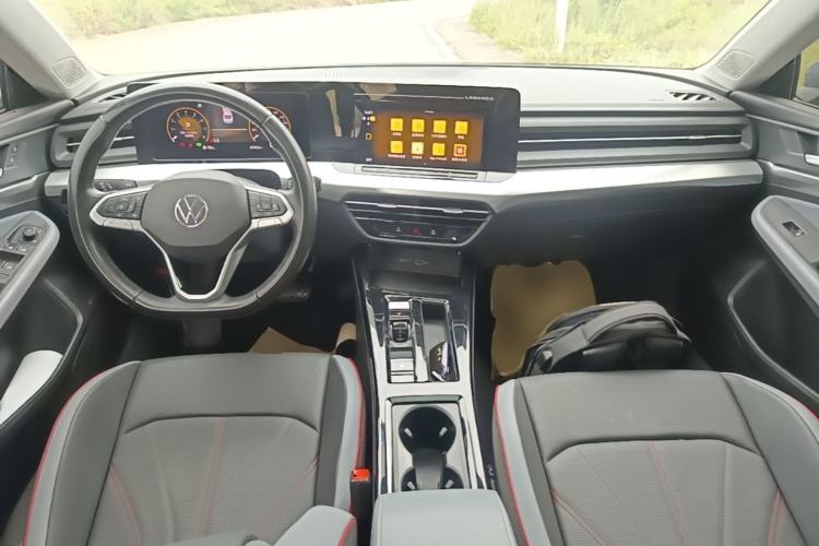 Used Volkswagen Lamando 2022 Lingdu L 280TSI DSG Spicy Edition Center Console